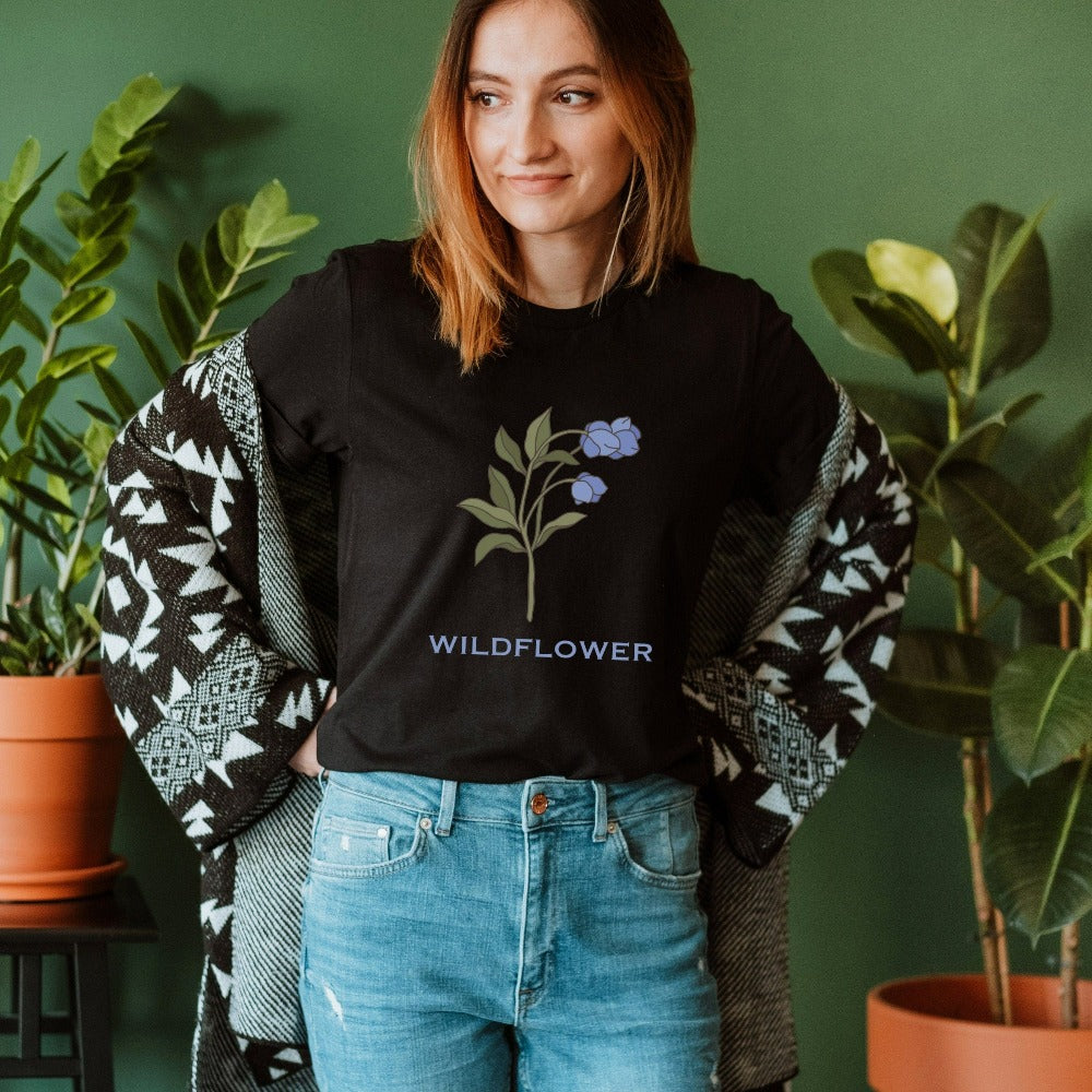This minimalist wildflower graphic shirt is elegant and perfect gift idea for mom, daughter, teenager, sister, best friend especially if they love the outdoors, nature, plants or flowers. The floral boho cottage core look is great for every occasion and works as a birthday, Christmas holiday, Mother's Day, anniversary or Thanksgiving gift idea.
