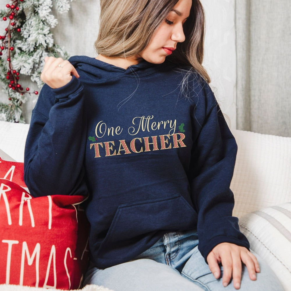 Teacher Christmas Sweatshirt, Elementary Teacher Christmas Sweatshirts, Teacher Merry Christmas Shirt Ideas, Inspirational Holiday Season Break Outfit for Teacher