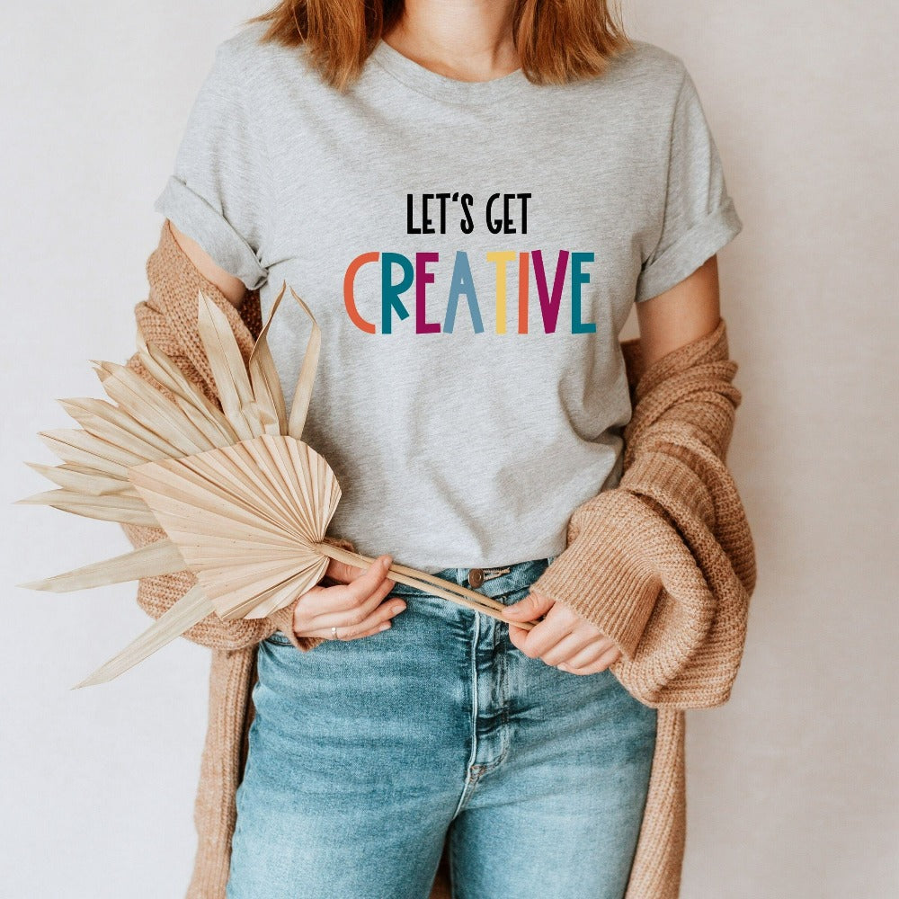 Arts and Craft teacher shirt. This colorful retro casual tee is perfect for elementary, middle or high school arts teacher. Make a great back to school team outfit, Christmas gift, last day of school or summer break present.