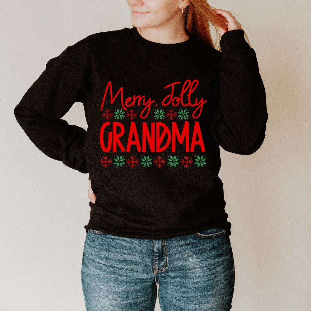 Christmas Crewneck Sweatshirt, Grandma Gift from Kids, Nana Christmas Sweatshirt, Grandmom Christmas Top, Family Xmas Vacation Shirt Grandmother