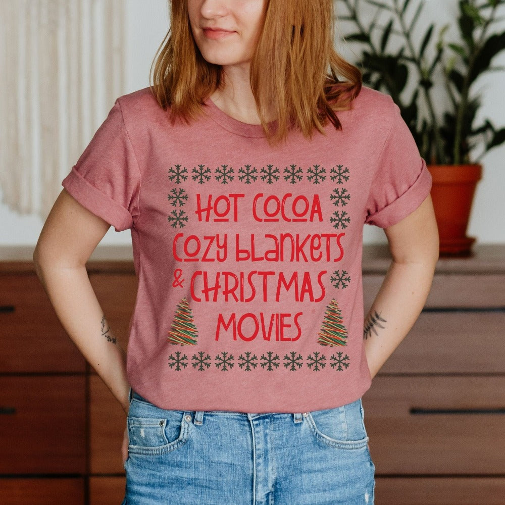 Christmas Shirts, Funny Christmas Tree T-Shirts for Women, Family Xmas Vacation Tshirt, Christmas Picture Matching Holiday Tee