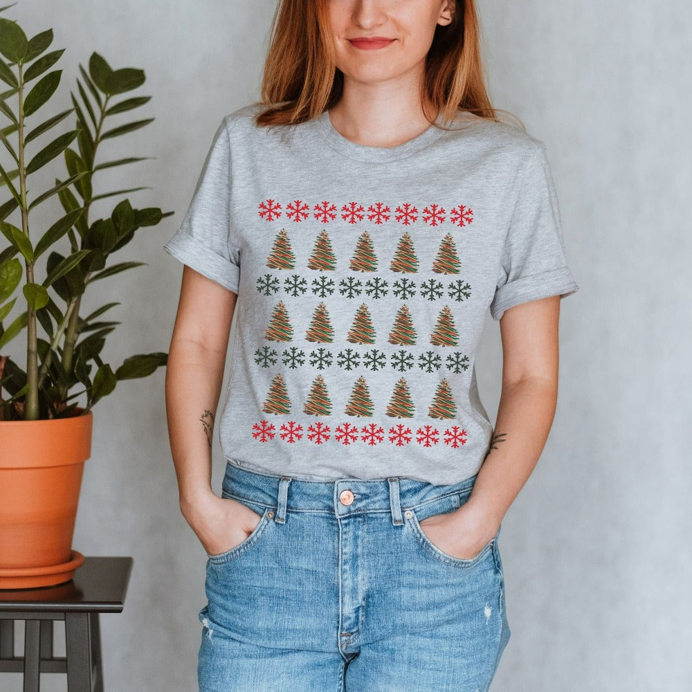 Christmas Shirts, Funny Christmas Tree T-Shirts for Women, Family Xmas Vacation Tshirt, Christmas Picture Matching Holiday Top