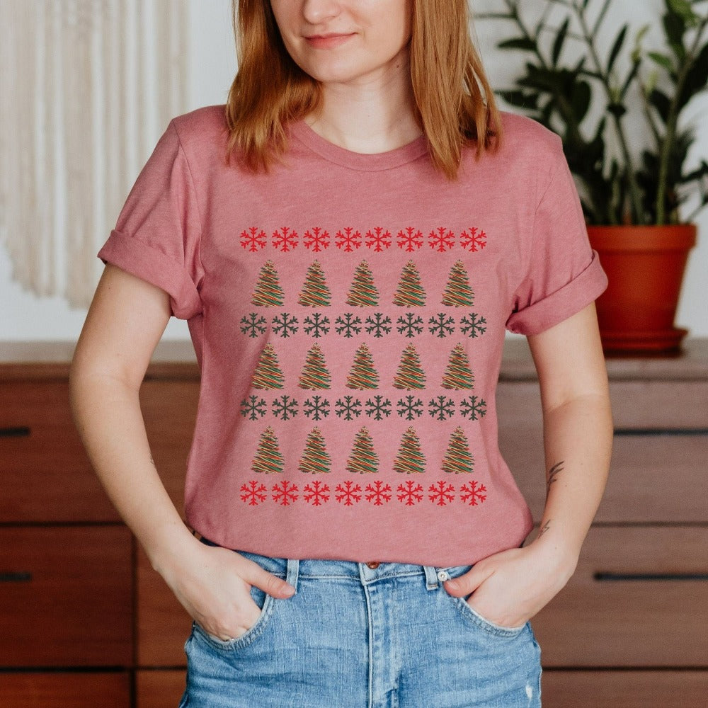 Christmas Shirts, Funny Christmas Tree T-Shirts for Women, Family Xmas Vacation Tshirt, Christmas Picture Matching Holiday Top