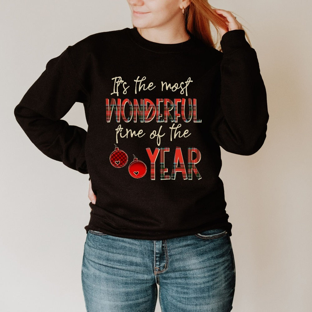 Christmas Sweatshirt, Christmas Gifts for Women, Unisex Matching Holiday Shirts, Winter Crewneck Sweatshirts, Merry Christmas Party Outfit