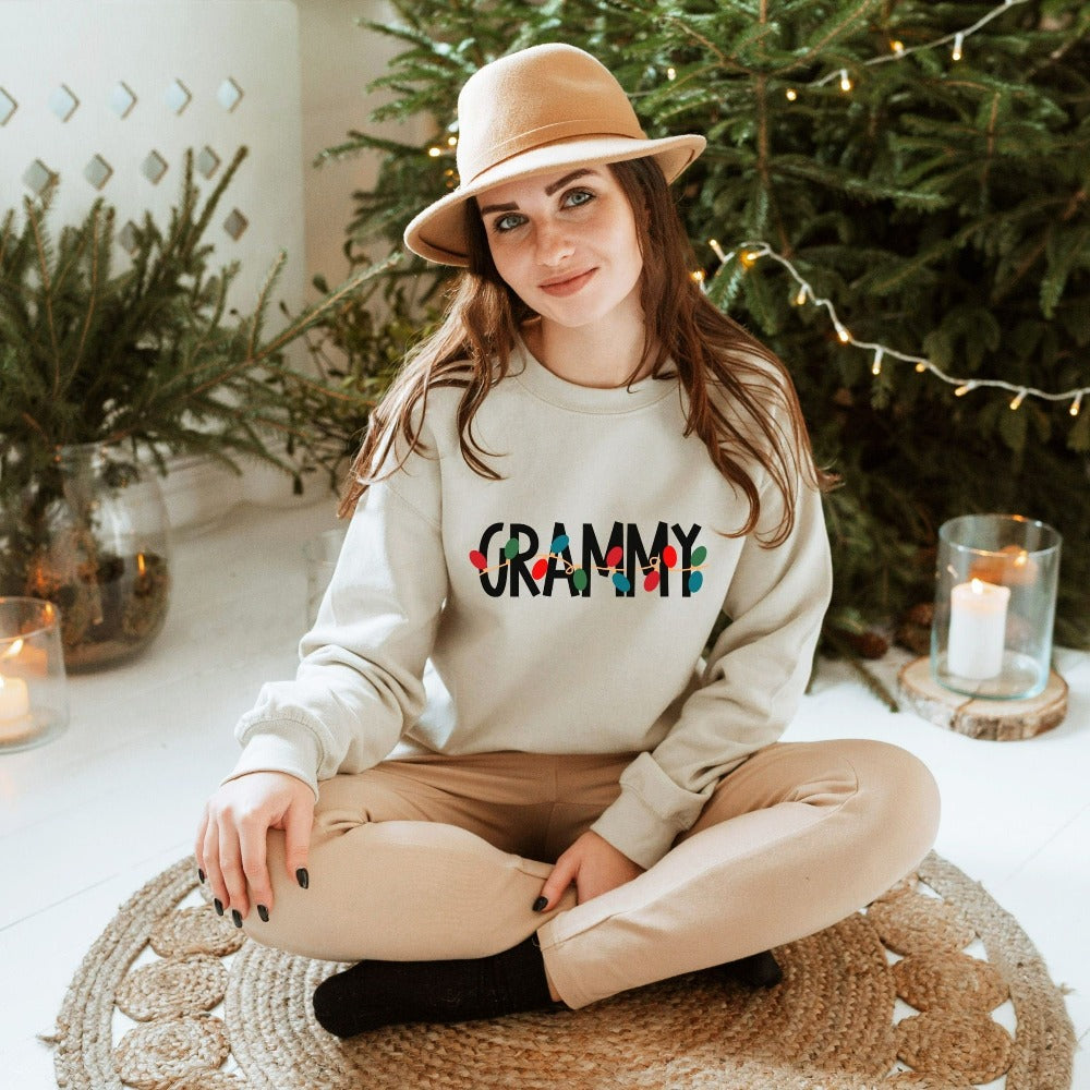 Christmas Sweatshirt for Grandma, Womens Christmas Shirt, Christmas Gifts for Grammy, Nana Oma Christmas Sweater, Cute Holiday Gifts