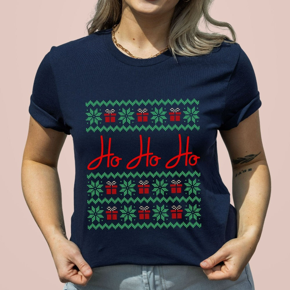 Christmas Tshirt, Cute Santa Shirt, Family Christmas Photo Shirt, Matching Christmas Party T-Shirt, Women's Holiday Tees, Retro Christmas Shirt for Mom Aunt Daughter