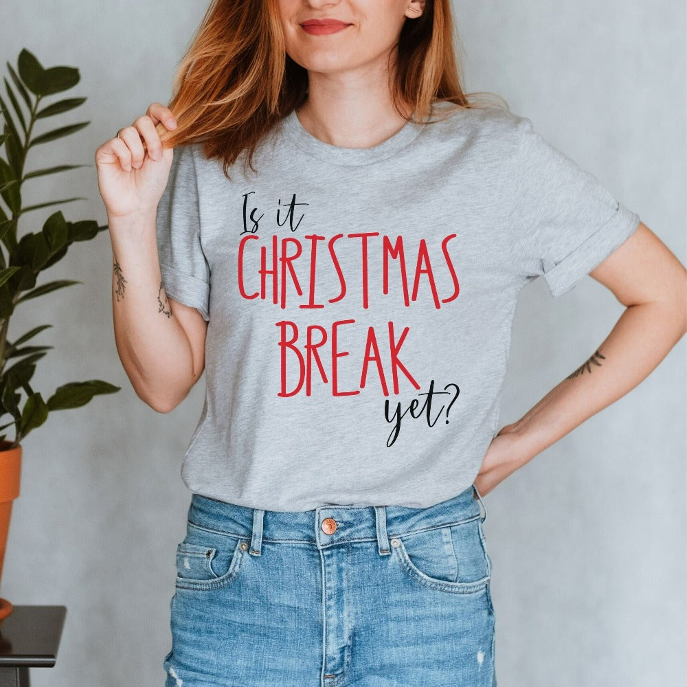 Funny Christmas T-Shirts, Christmas Gift for Teacher Librarian, Christmas Break Shirt, Cute Christmas Teacher School Xmas Tees, Winter Tees
