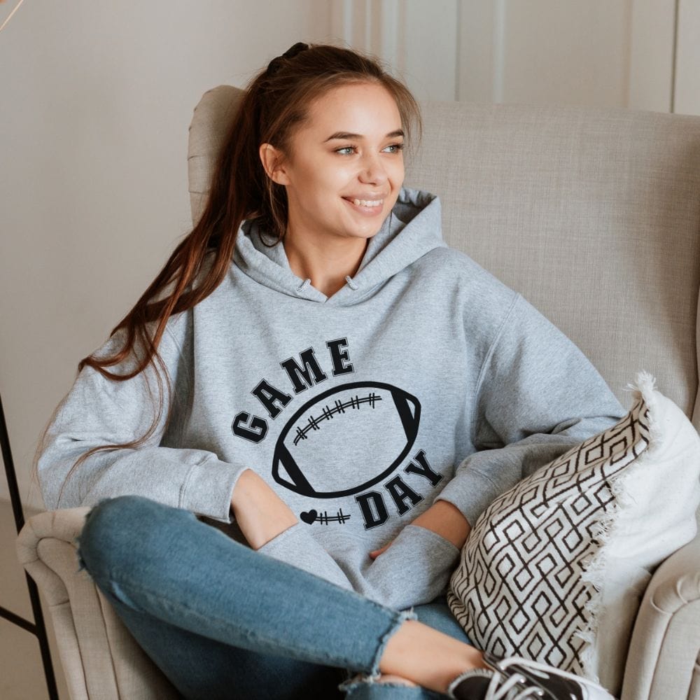 We all love sports like football, basketball, baseball and volleyball. This game day hoodie is great for sport lover like mom, dad, teenager son and daughter. A sporty hoodie outfit while having a great time watching playoffs or championship game.
