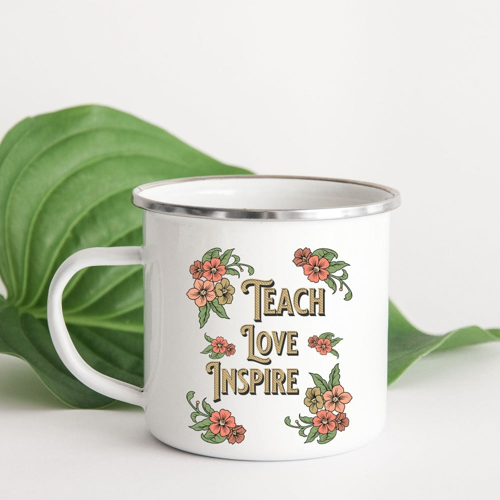 Floral botanical back to school teacher gift idea. This adorable coffee mug is perfect for first day of school, last day, summer break or everyday appreciation present for your favorite kindergarten or grade teacher. Teach, Love, Inspire, Learn and Motivate and enjoy thus perfect souvenir for both classroom and field trip activities.