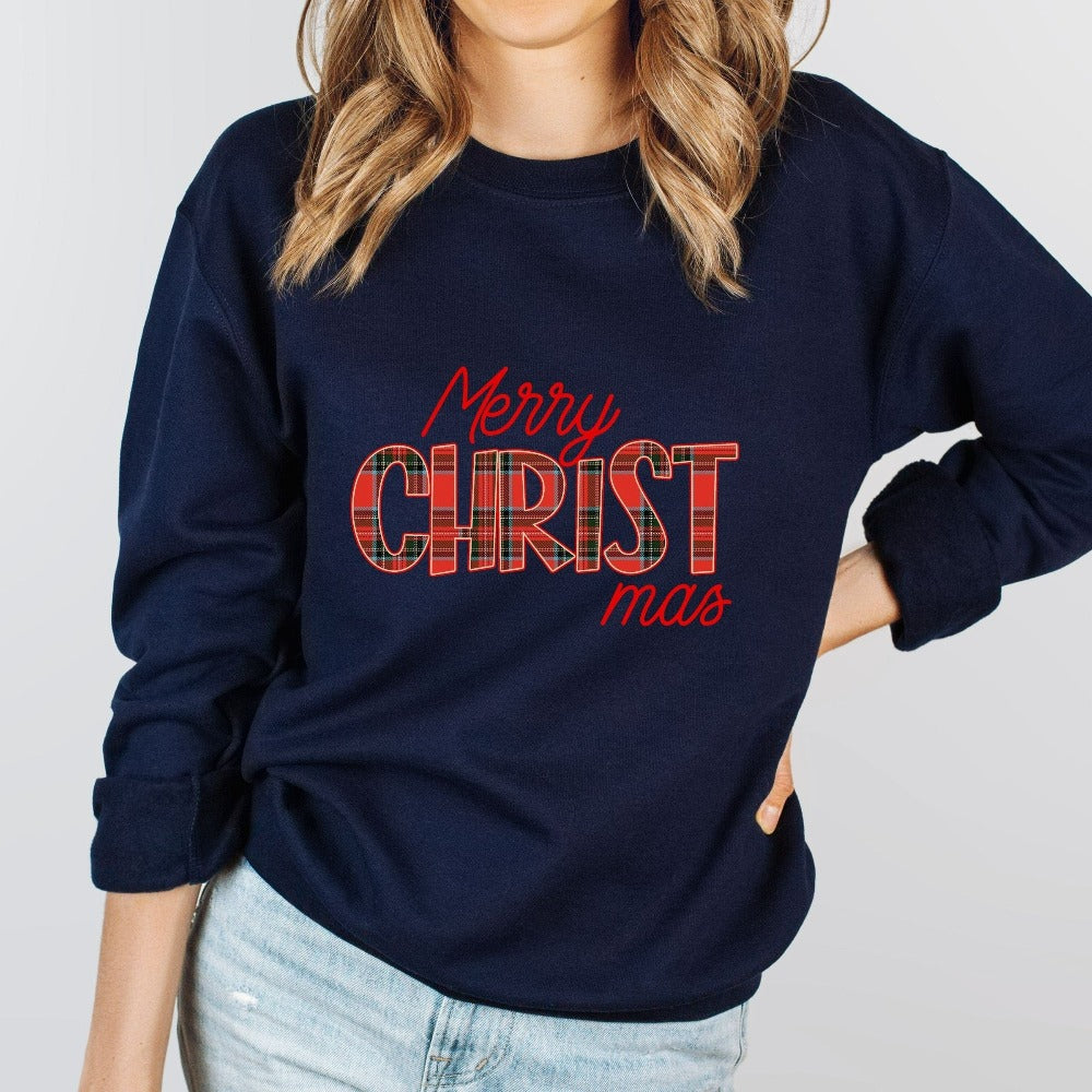 Merry Christmas Sweater Women, Unisex Christmas Holiday Sweatshirt, Cute Christmas Gifts for Ladies, Family Matching Sweatshirt Gift, Xmas Sweater