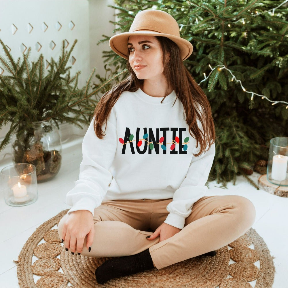 Merry Christmas Sweatshirt for Auntie, Winter Holiday Sweater for Women, New Aunt Christmas Gift, Family Xmas Gift Ideas for Aunty