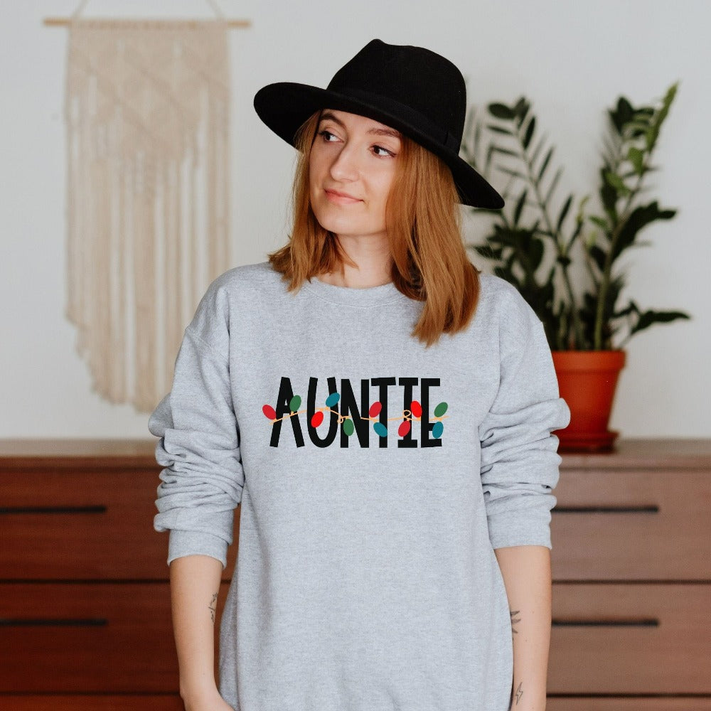 Merry Christmas Sweatshirt for Auntie, Winter Holiday Sweater for Women, New Aunt Christmas Gift, Family Xmas Gift Ideas for Aunty