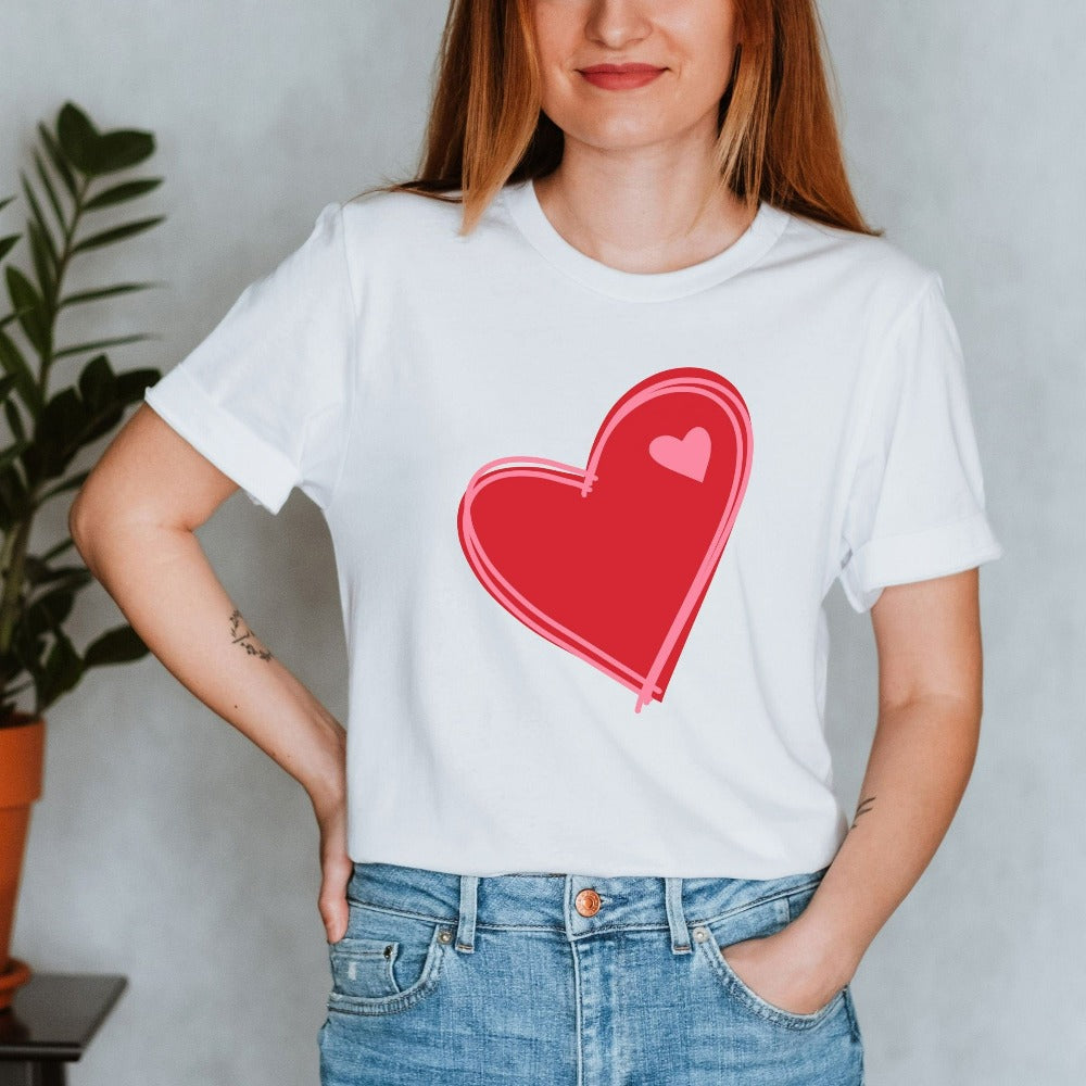 Valentine's Day Shirts for Women, Heart Love Tees, Red Heart Couple T-Shirts, Valentines Gift for Her Him Girlfriend Boyfriend 