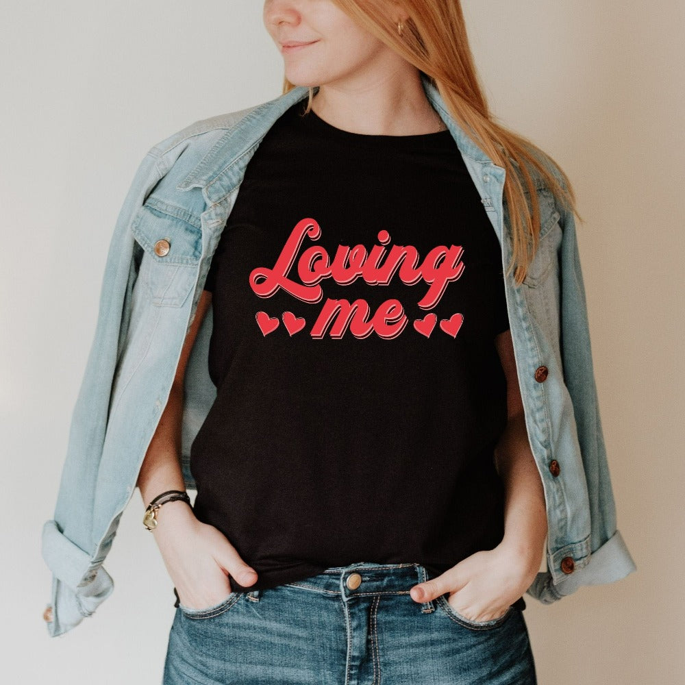 Valentines Day Shirt Ideas, Womens Valentine Tee, Heart T-Shirt Outfit, Red Heart Love Tee, VDay Gift for Mom Grandma Daughter