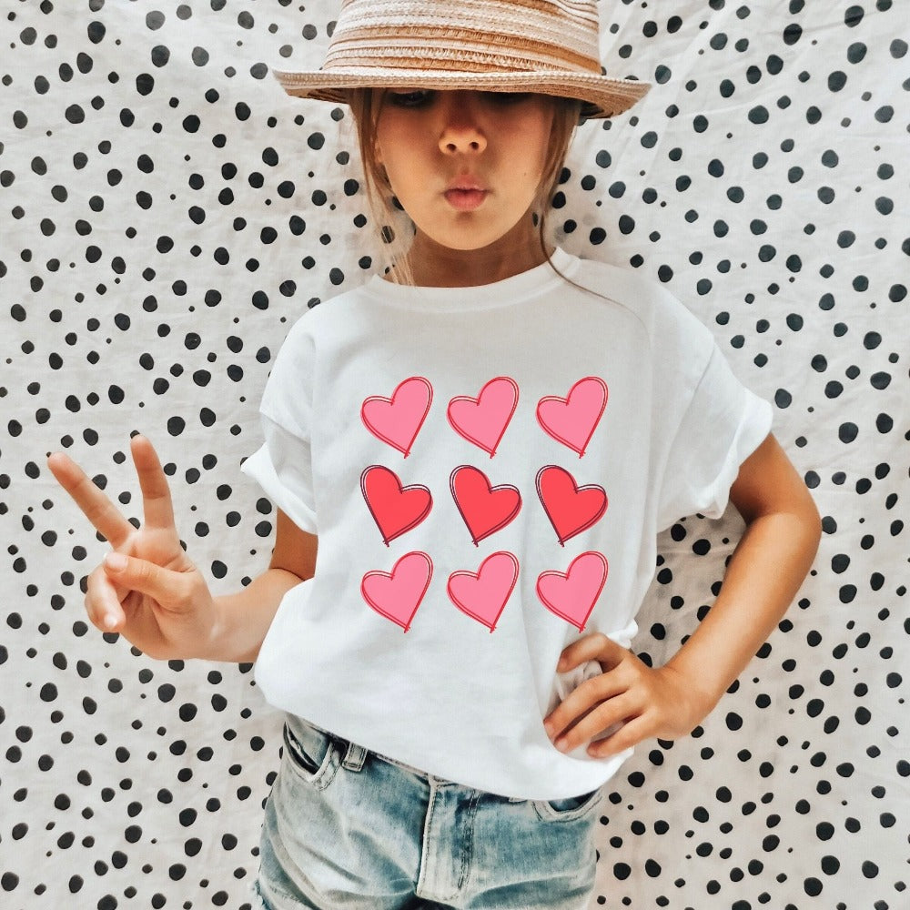 Valentines Day T-Shirt, Cute Heart Shirt Gift for Girlfriend, Graphic Valentines Tee, Valentine's Outfit Idea, Women Heart Tee