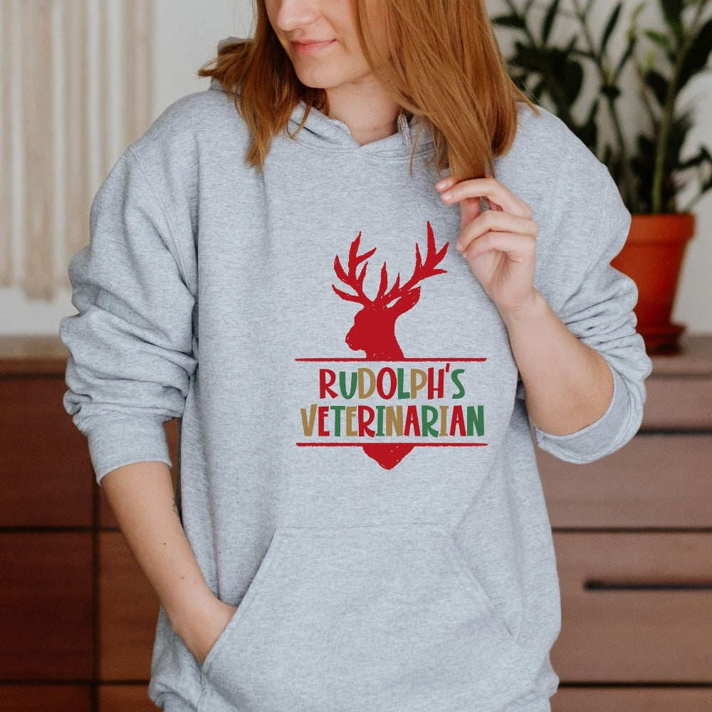 Veterinarian Christmas Sweatshirt,Veterinary Sweatshirt, Vet School Christmas Shirt for Teacher Student, Veterinarian Christmas Gift Ideas, Funny Santa's Favorite Vet